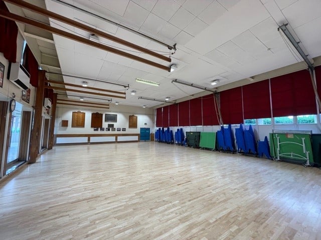 File:Assembly Hall 1.jpg