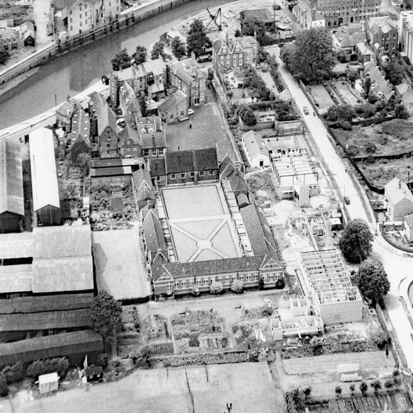 File:Aerial view 1957.jpg